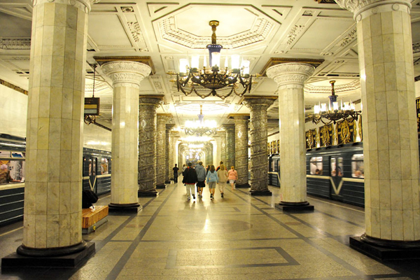 Avtovo地铁站，圣彼得堡